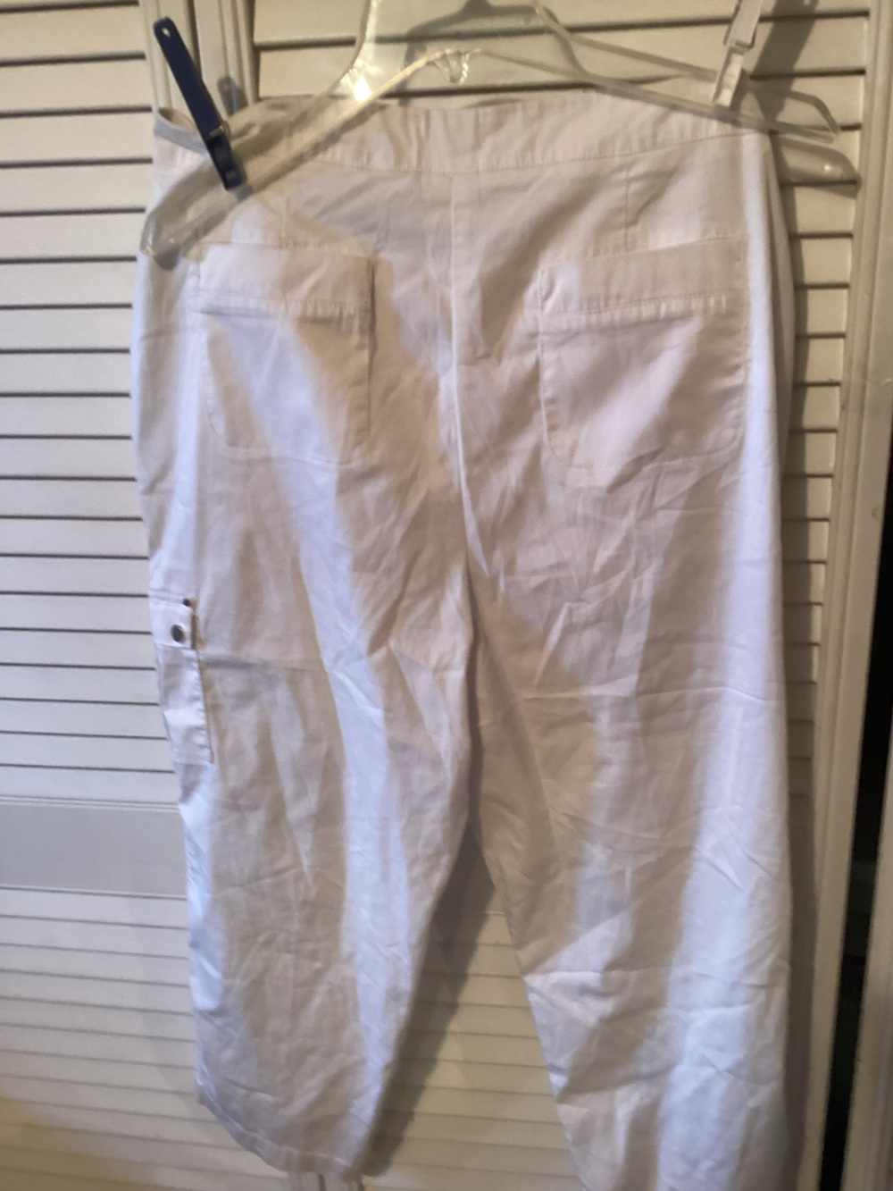 Zenergy by Chico ladies white cropped pants size 2, ora large